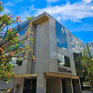 Naoum 4*, Brasília Brasil